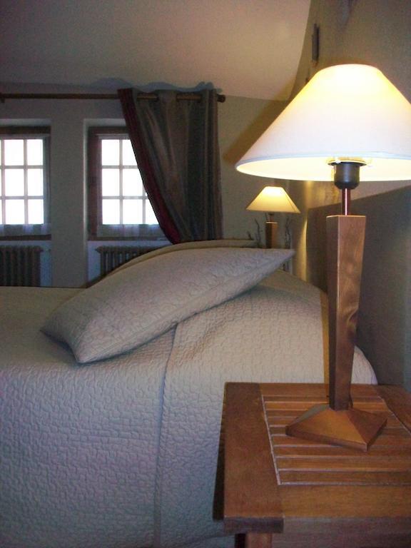 קלוני La Maison Des Gardes - Chambres D'Hotes חדר תמונה